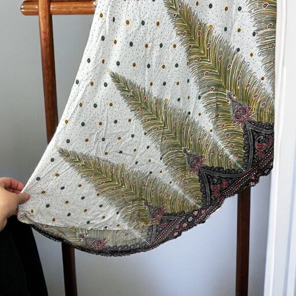 Womens One Size Lightweight Sleeveless Peacock Design Maxi Dress - Picture 3 of 5